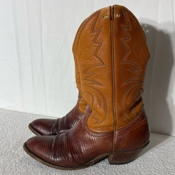 Vintage Leather Western Cowboy Boots With Vibram Soles 8.5